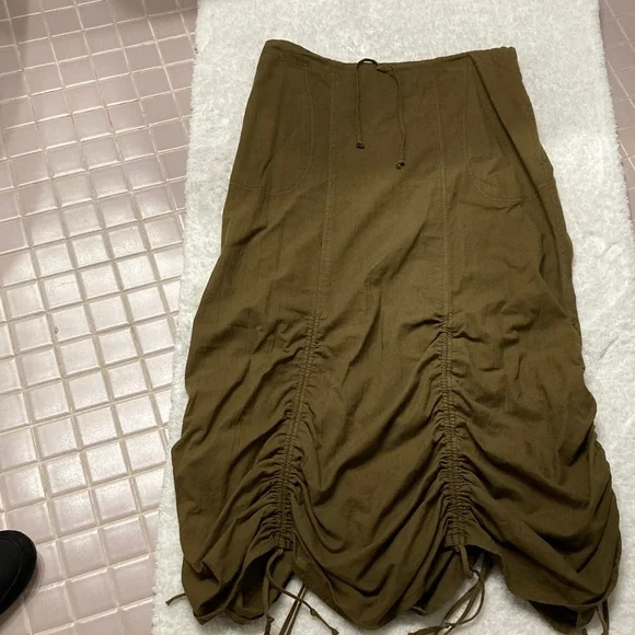 Olive Green CottonRuched Women's Skirt - Picture 1 of 5